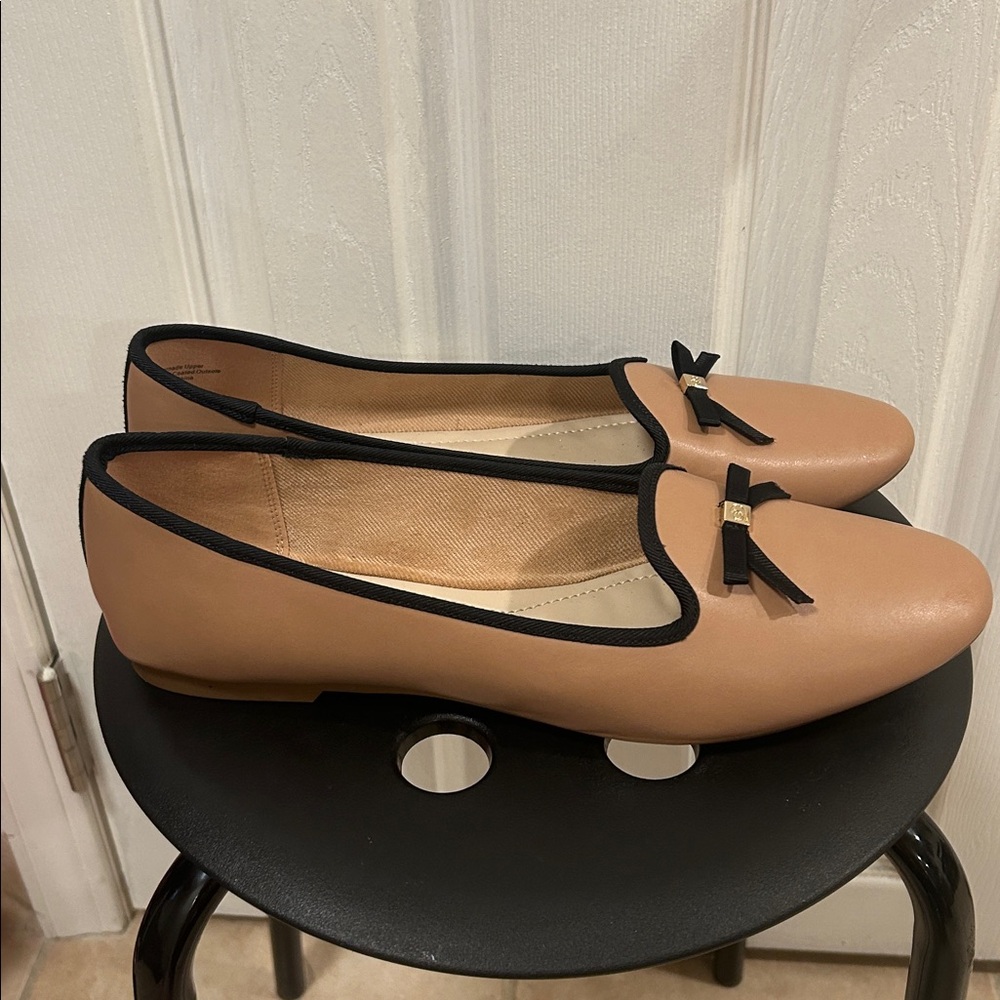 Nude Flats Size 12 - Picture 4 of 9